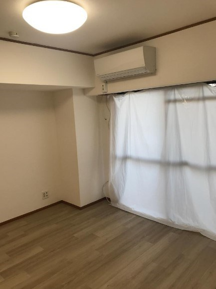 ロイヤルマリーンハイムの居間・リビング