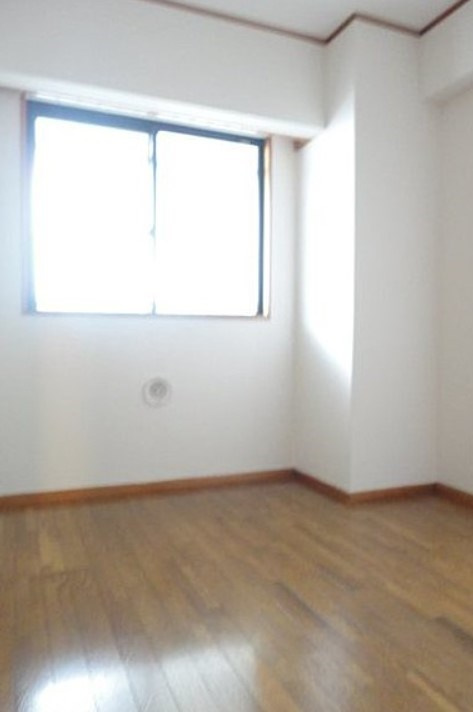 ロイヤルマリーンハイムの寝室