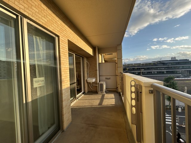 グランシティユーロコート赤羽のバルコニー