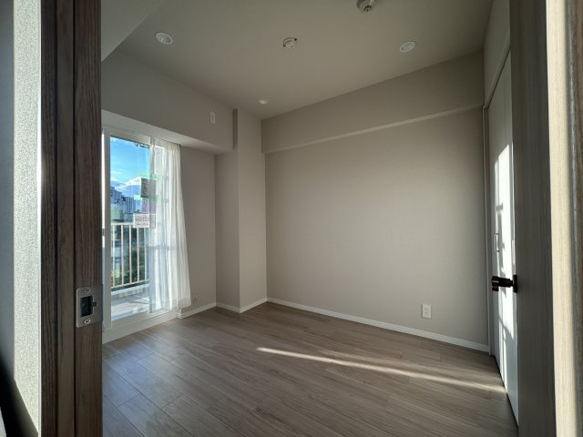 グランシティユーロコート赤羽の洋室