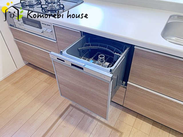 蓮田市椿山2丁目　6期　新築一戸建て　ブルーミングガーデン　01のキッチン|26.3.5撮影済み