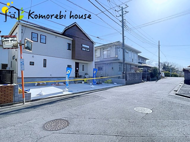 蓮田市椿山2丁目　6期　新築一戸建て　ブルーミングガーデン　01の前面道路含む現地写真|26.3.5撮影済み