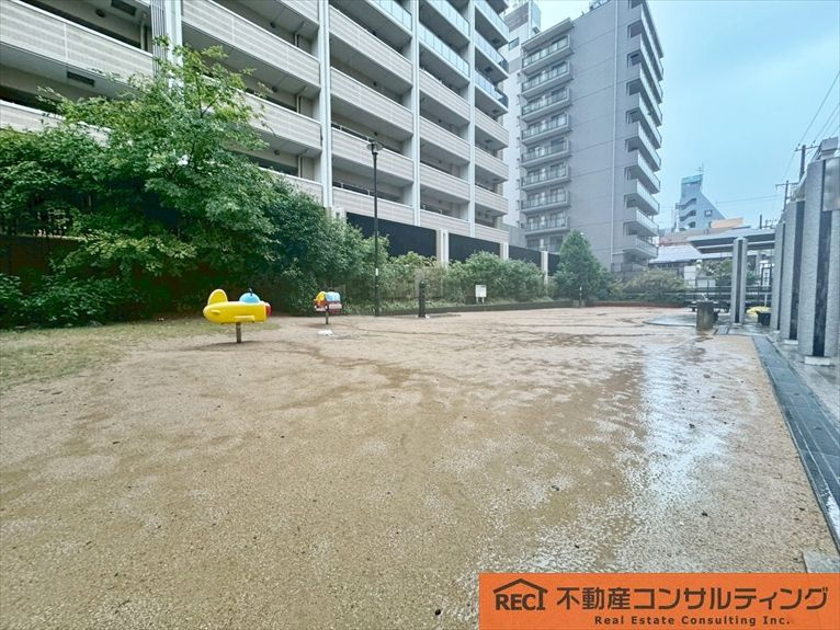 プレミスト六甲道の周辺