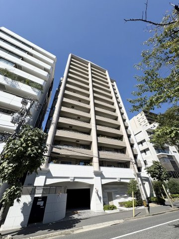 ランドマークシティ相生橋の玄関|管理の行き届いたマンションです。