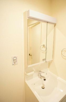 【洗面所】 | Grand Hills西早稲田 | 脱衣スペースもあります