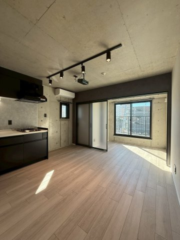 Amirl Premier Heian-　名古屋市賃貸　仲介手数料無料の居間・リビング