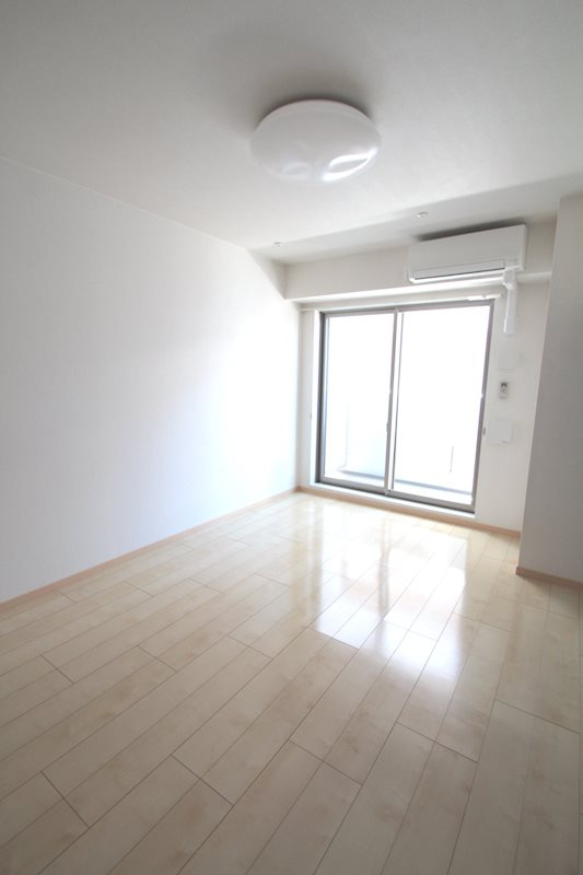 リヴィエールプラスの洋室