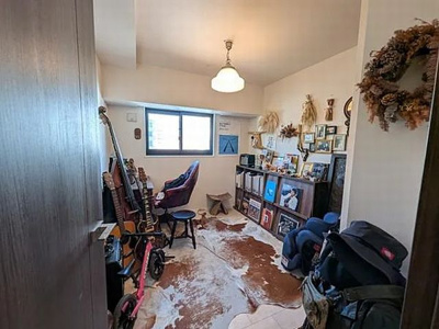 【洋室】 | イーグルコート山科椥辻ステーションフロント