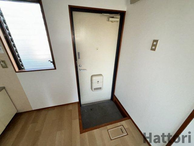 タムラクリーンハイツの玄関