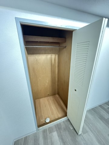 メロディ三宮東の収納