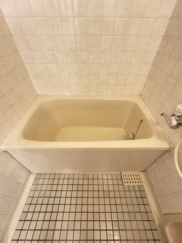 メロディ三宮東の浴室