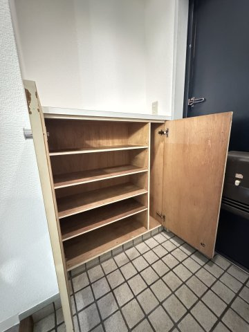 メロディ三宮東の収納