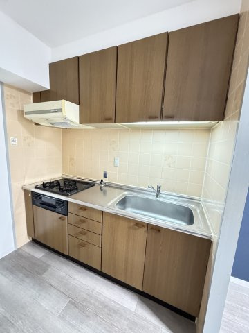 メロディ三宮東のキッチン