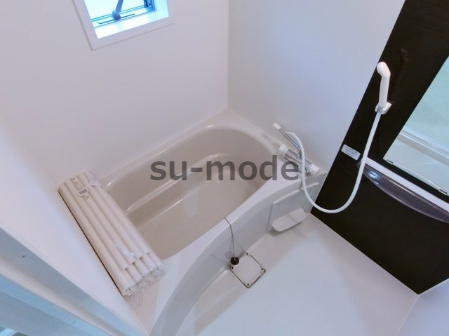 アヴェニール千里丘東の浴室