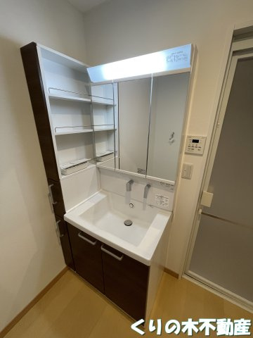 【独立洗面台】 | 鳥生レジデンス１ | 独立洗面台、朝の身支度には欠かせません