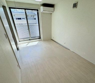 【居間・リビング】 | ユアメゾン墨田 | ゆったり過ごせるリビングです