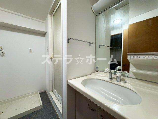 四季彩都けやき館の洗面所|スペースが確保できる洗面所です