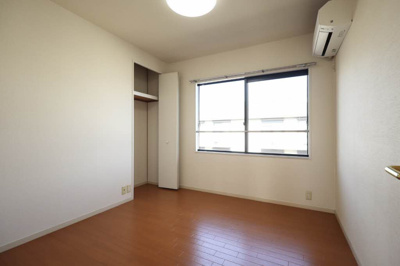 【寝室】 | ビレッジ石塚D