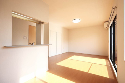 【居間・リビング】 | ビレッジ石塚D