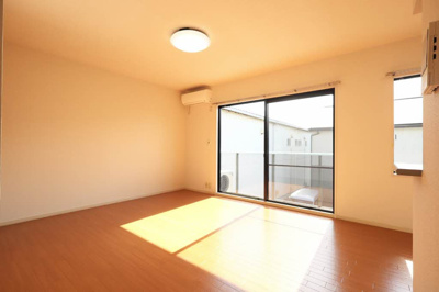 【居間・リビング】 | ビレッジ石塚D