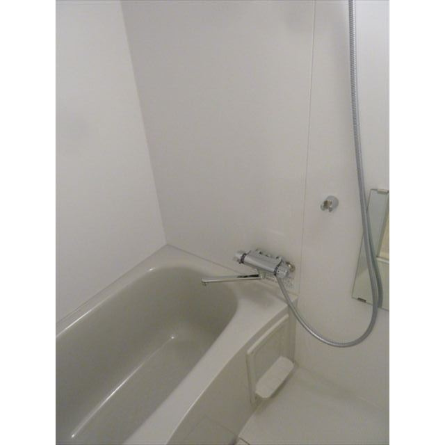 ＬＥＧＡＬＡＮＤ都立大学Ⅱの浴室|きれいなお風呂です