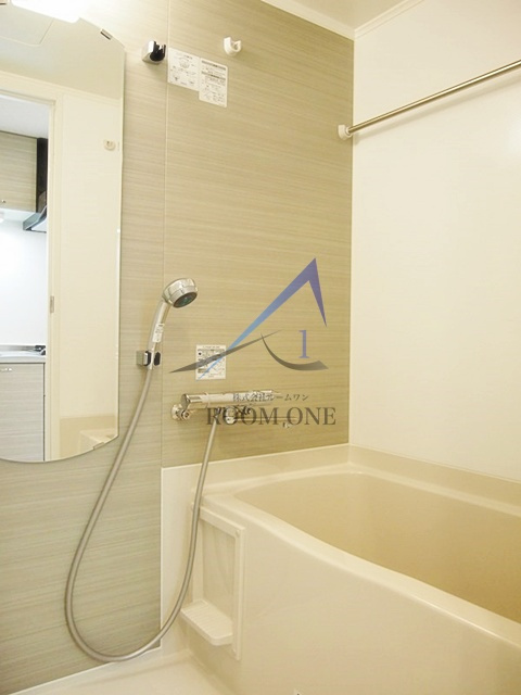 ルーブル川崎中丸子の浴室|お風呂です。