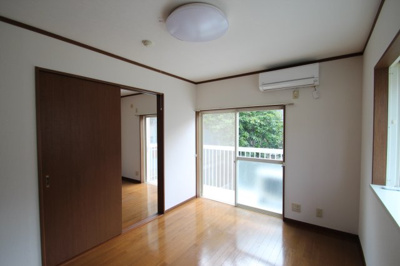 【洋室】 | カーサヒルサイドD