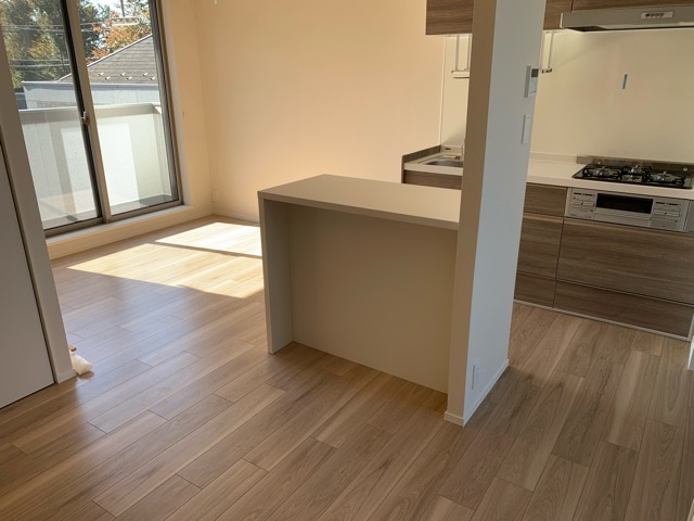 クレドゥボヌール吉祥寺の居間・リビング