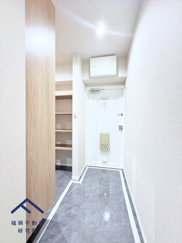 カーサ大濠の玄関