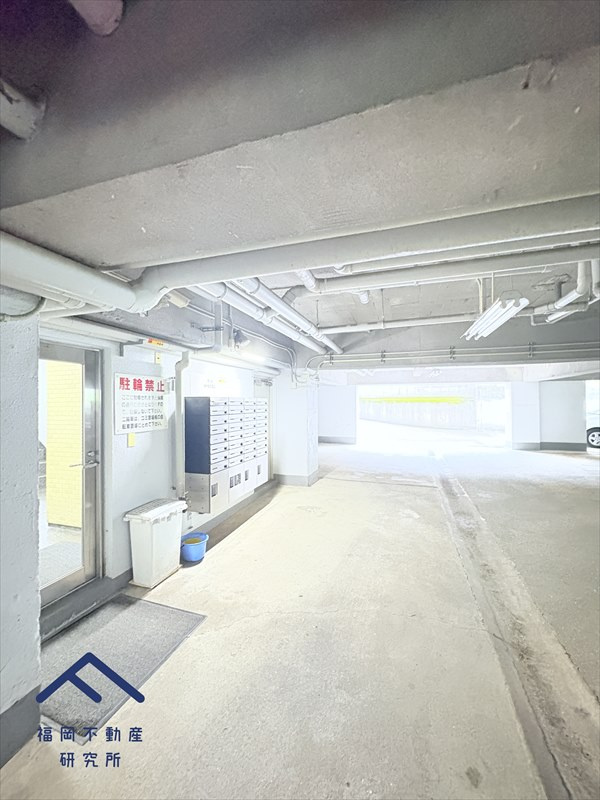 カーサ大濠の駐車場