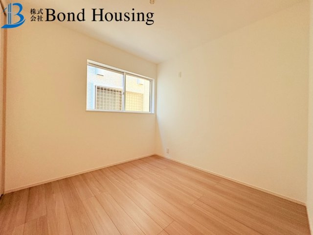 幹太くん等嬉しい設備充実　朝霧南町　全3棟　3号棟の寝室