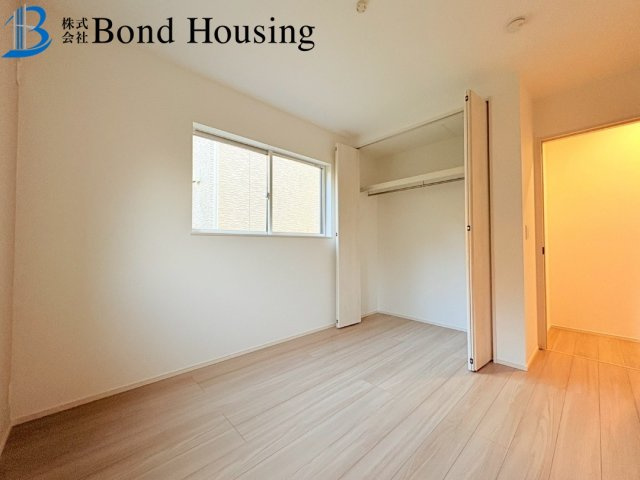 幹太くん等嬉しい設備充実　朝霧南町　全3棟　3号棟の居間・リビング