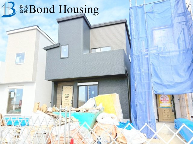 LDKは19.7帖の広々4LDK　朝霧南町　全3棟　2号棟