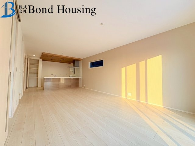 JR朝霧駅徒歩3分の好立地　朝霧南町　全3棟　1号棟の洋室