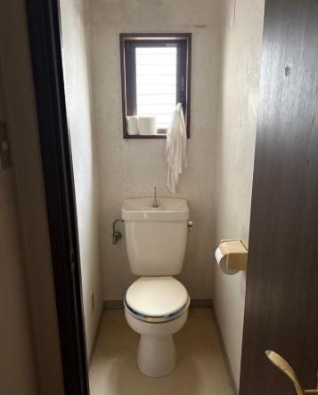 本町　中古一戸建てのトイレ|■物件内覧・資金計画相談・住宅ローン相談、リフォーム相談、お問合せ受付中■
※当日・翌日のご内覧、ご相談はお電話でのお問合せがスムーズです！