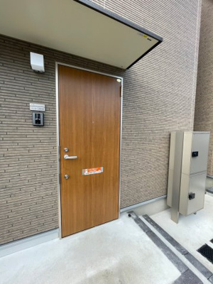 【エントランス】 | （レンタル家具家電付き）