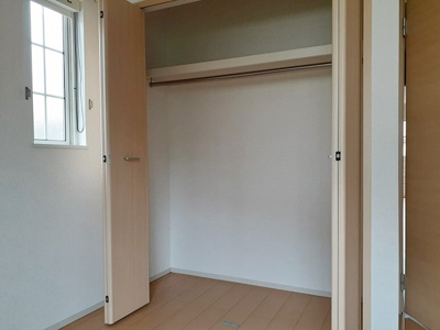 【収納】 | カーサ プリマ | ハンガーラック付きで楽々収納♪