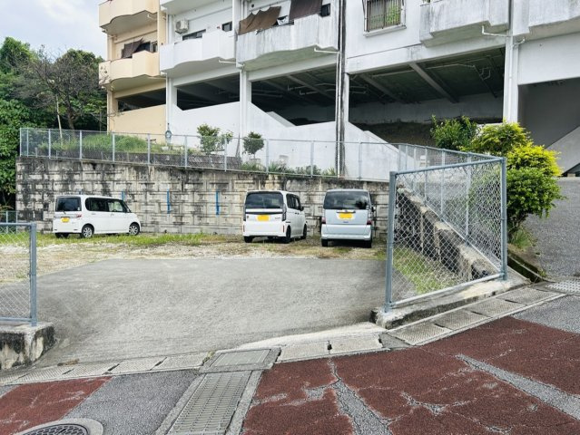 首里末吉町2丁目売土地の外観|南側から撮影