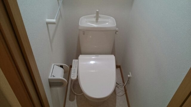 バロンドールⅡのトイレ|シンプルで使いやすいトイレです