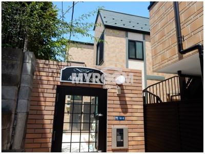 【エントランス】 | エンジェルハウス | 出入り口☆