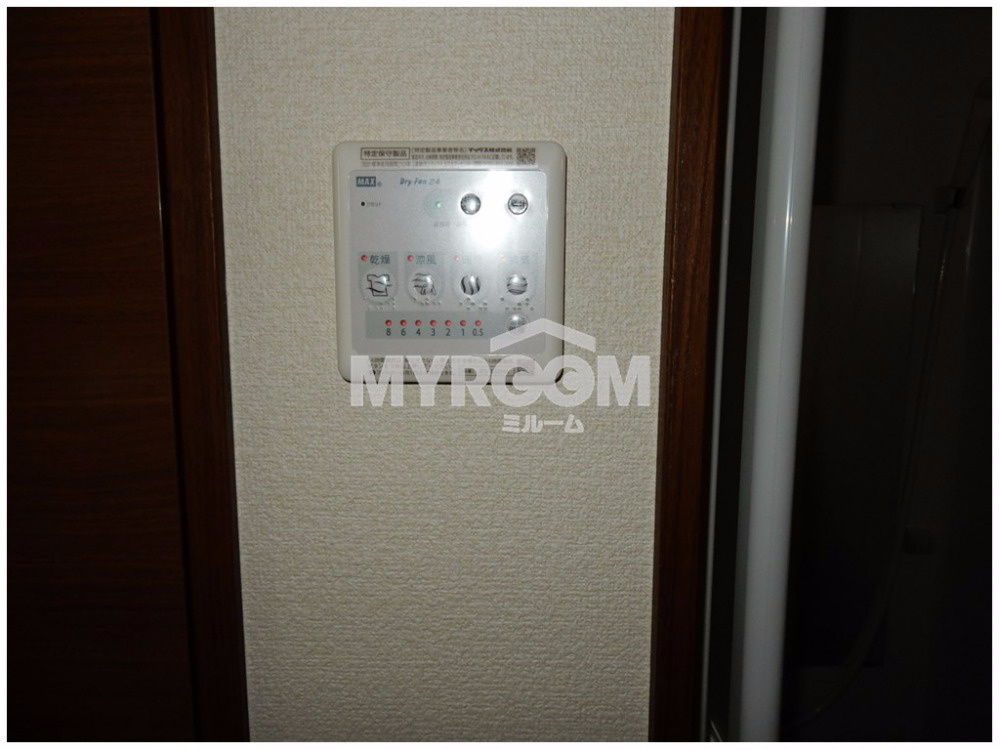 エンジェルハウスのその他|浴室乾燥機付（同一仕様写真）