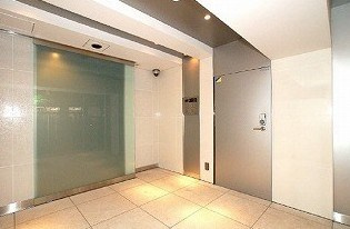 ステージファースト方南町アジールコートのエントランス