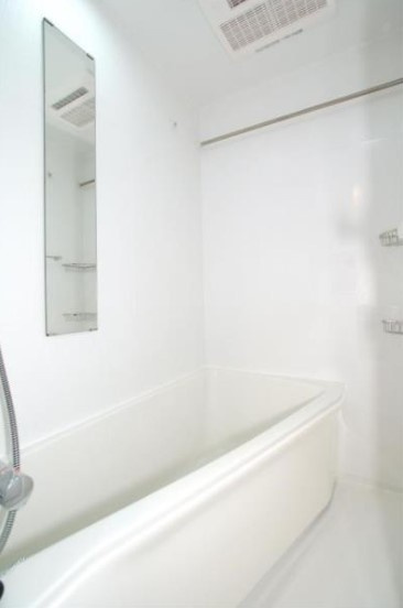 ステージファースト方南町アジールコートの浴室