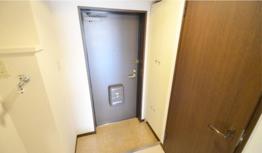 グランドゥールふじみ野の玄関