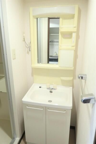 グランドゥールふじみ野の独立洗面台