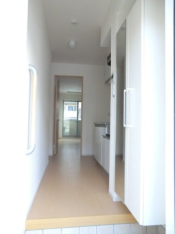 アリーヴィオⅢサウスの玄関|きれいな玄関です