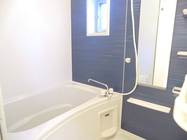 アリーヴィオⅢサウスの浴室|コンパクトで使いやすいお風呂です