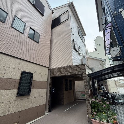 高宮新町車庫付き戸建