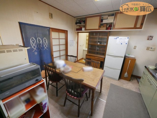 【居間・リビング】 | 姫路市白浜町寺家2丁目　中古戸建