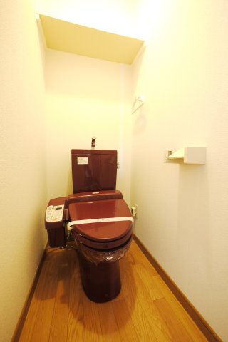 ロンディーネ福富Ⅱのトイレ|※写真は別の部屋のものです。